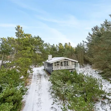 Nyaraló Freda - 100m To The Fjord By Interhome