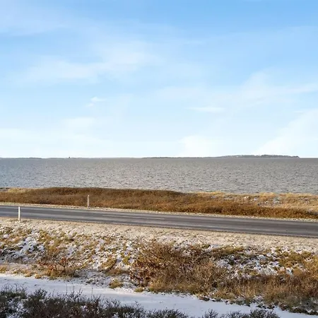 Freda - 100m To The Fjord By Interhome Nyaraló
